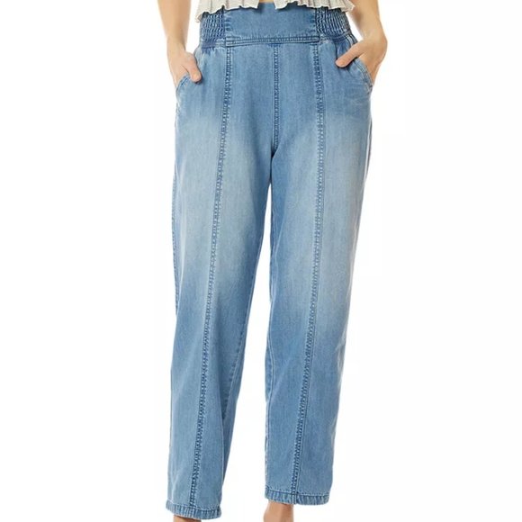 UNIONBAY Juniors' Arielle Smocked-Waist Seamed Pants - Picture 1 of 3